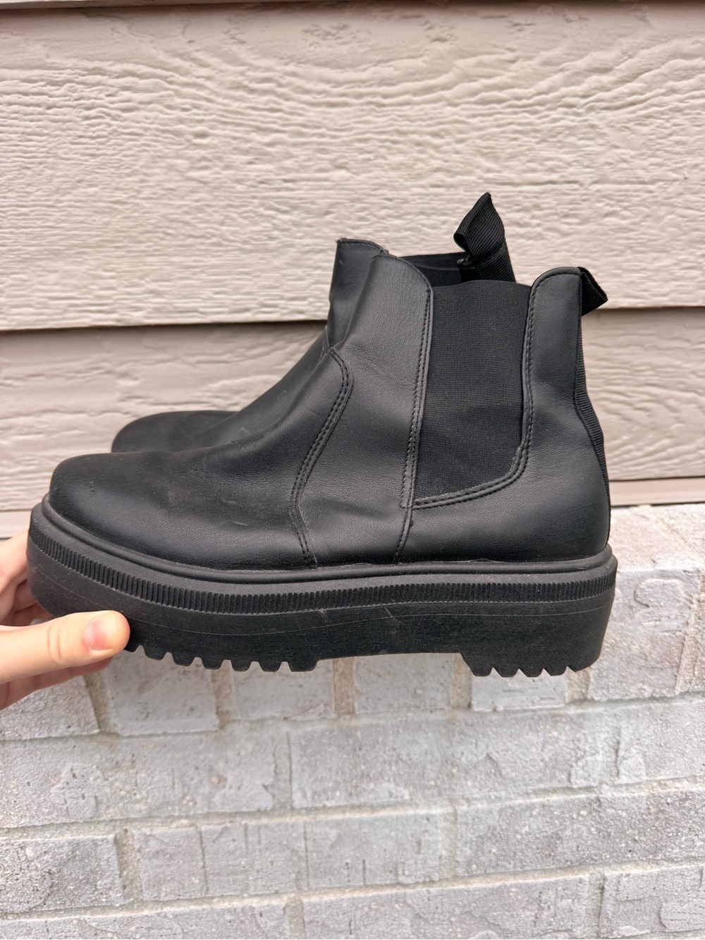 Steve Madden Black Platform Chukka Boots